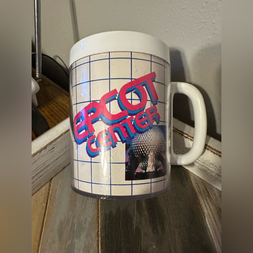 Vintage 1982 Disney ‘Epcot Center’ ThermoServ Plastic Mug